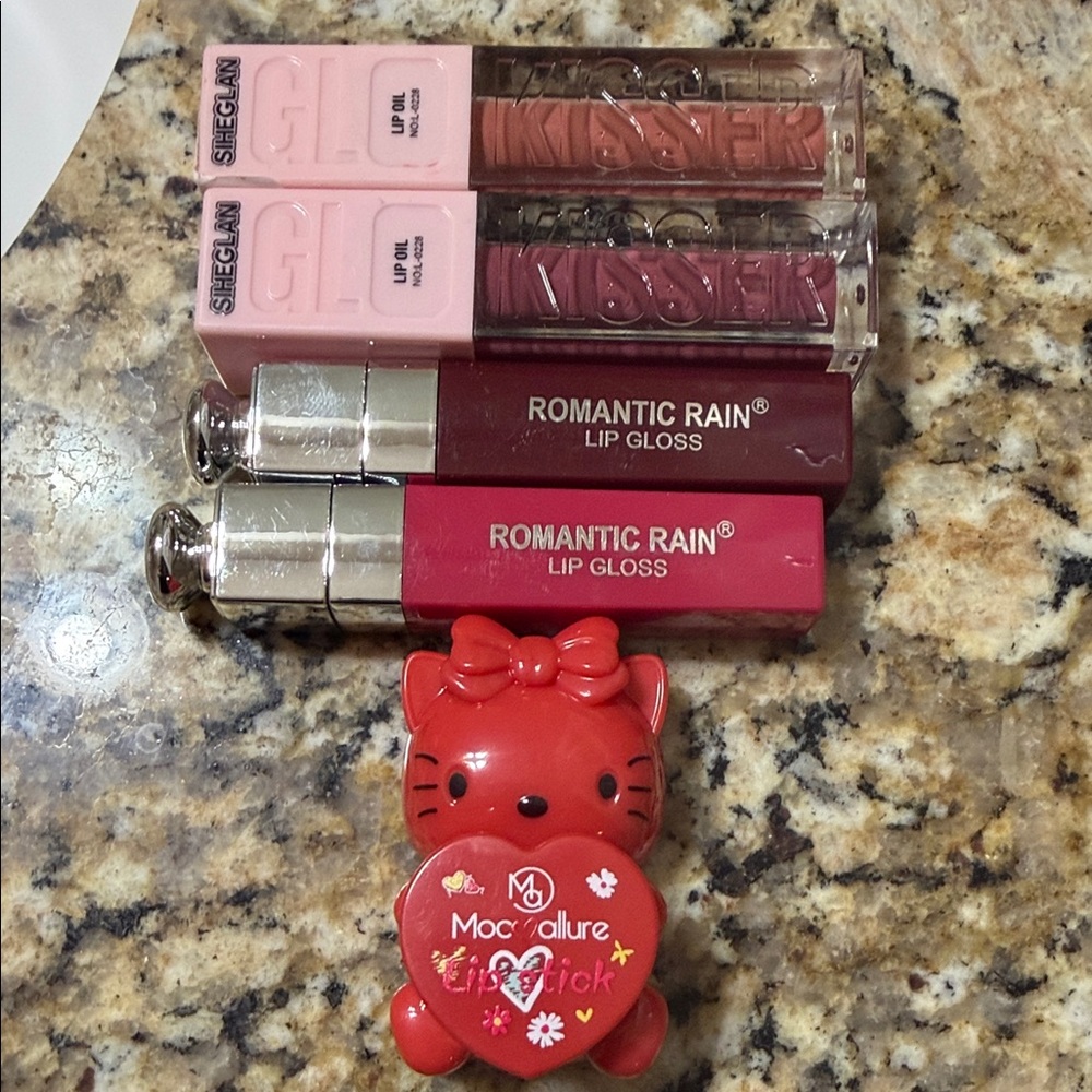 Romantic Rain Lip Gloss Set, Sheglan lip oil with Cute Red Accessory lipstick